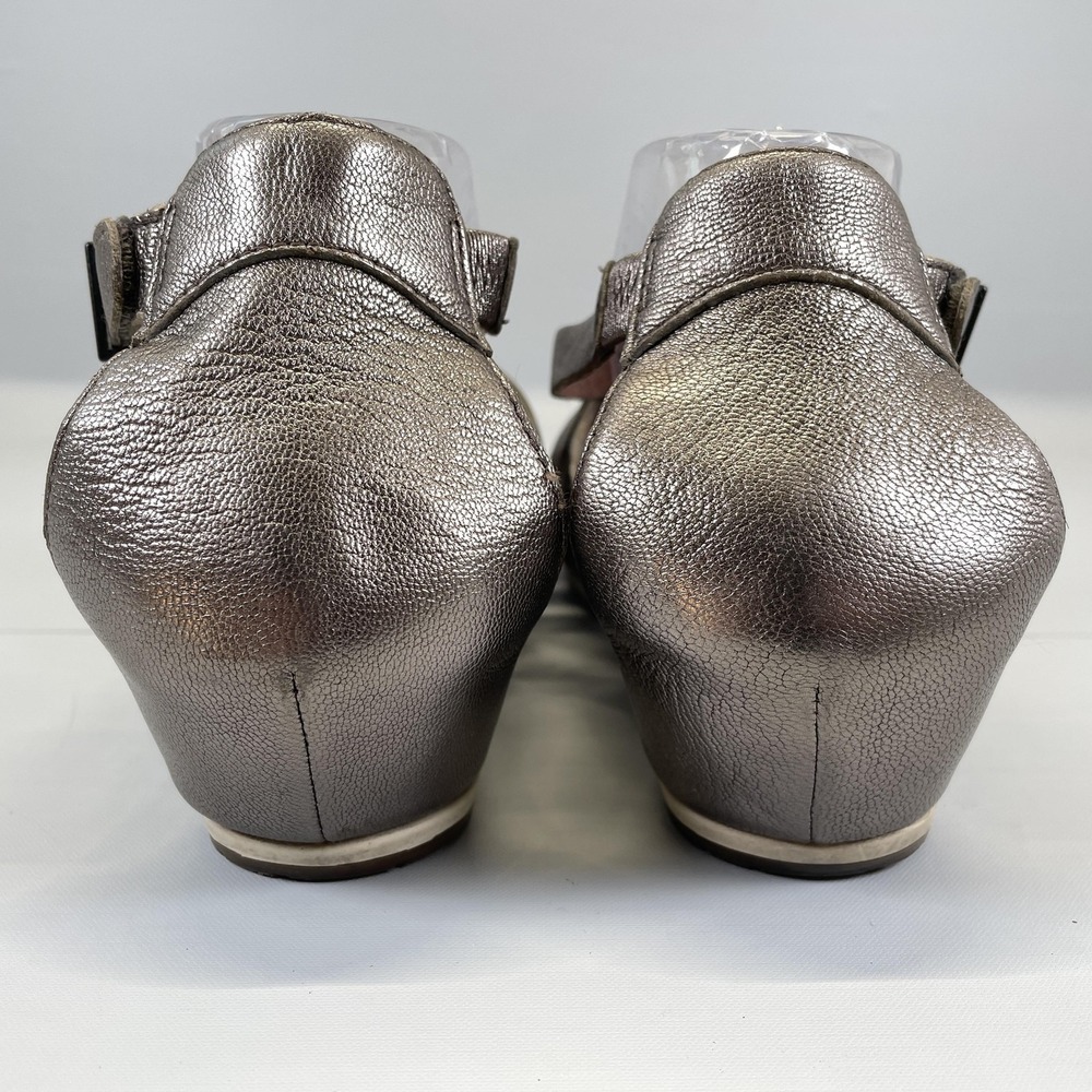 Dansko Vivian Sandals Womens Size 41 Metallic Silver Leather Strappy Wedge Shoes - Picture 5 of 10